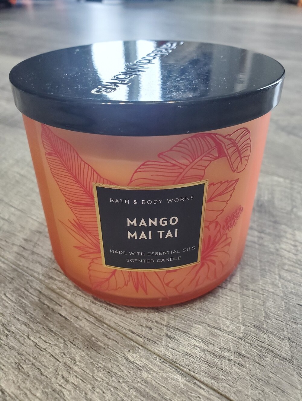 Bath And Body Works Mango Mai Tai Candle